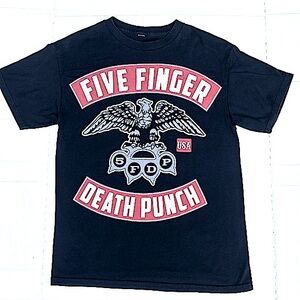 Vintage Five Finger Death Punch Band Tshirt!!